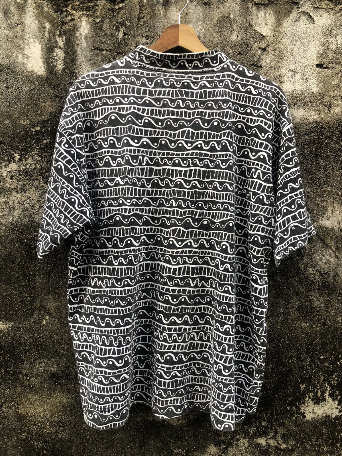 Vision Streetwear Vintage 90s Vision Streetwear Abstract Tshirt Size US L / EU 52-54 / 3 - 2 Thumbnail
