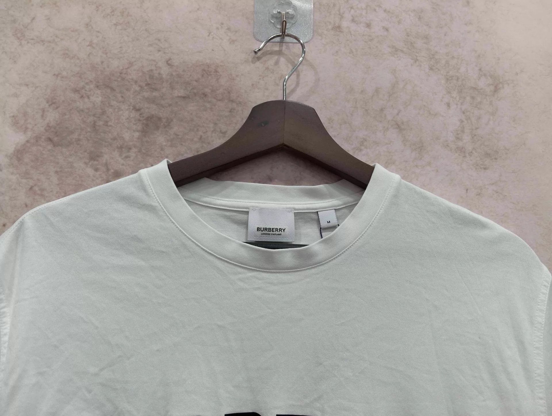 Burberry Burberry White Logo Short Sleeve Tee M 95 New Size US M / EU 48-50 / 2 - 3 Thumbnail