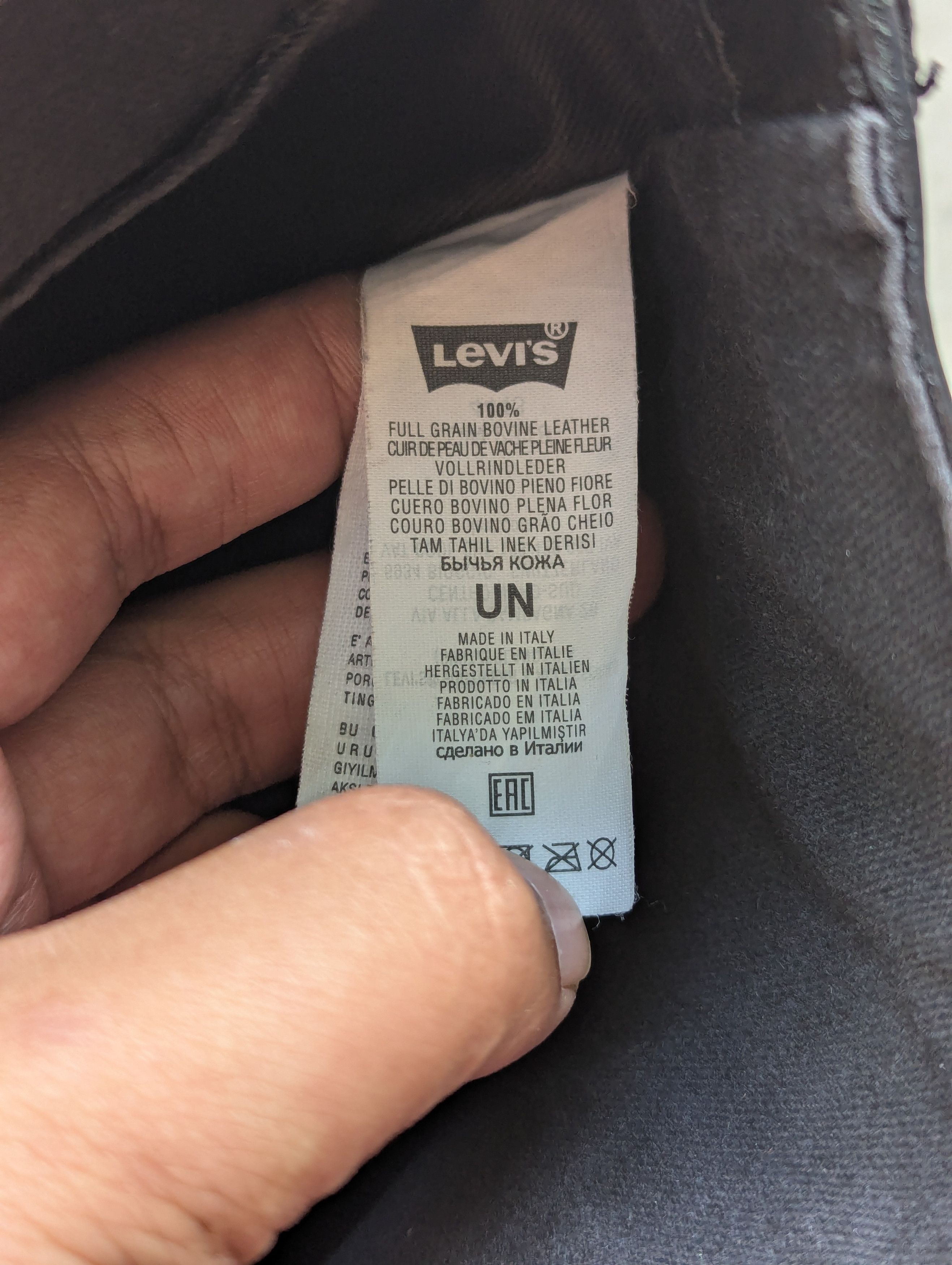 Levi's Levis Leather Sling Bag Made in Italy Size ONE SIZE - 9 Thumbnail
