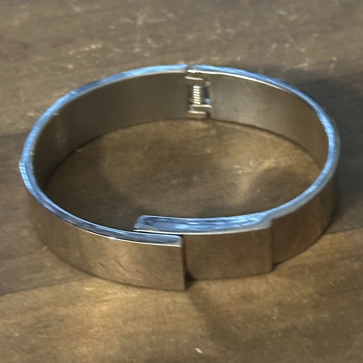 Other Glossy stainless steels steel hinged bangle bracelet Size ONE SIZE - 9 Thumbnail
