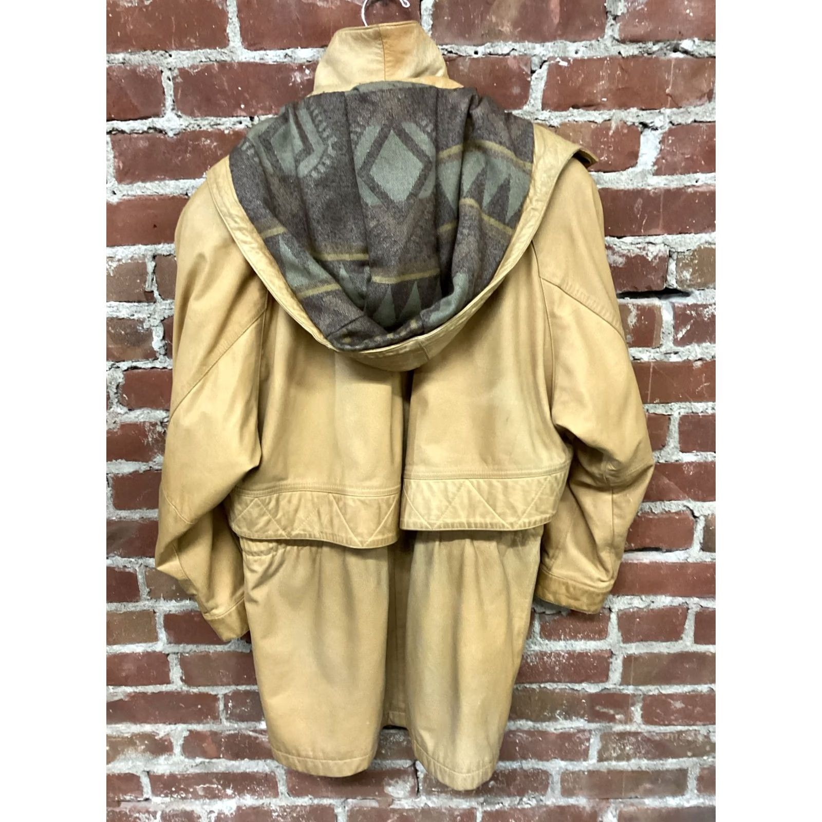 Vintage VINTAGE Wilsons Adventure Bound Real Leather Jacket Women M Brown Bomber Jacket Mens? Womens Size M / US 6-8 / IT 42-44 - 7 Thumbnail