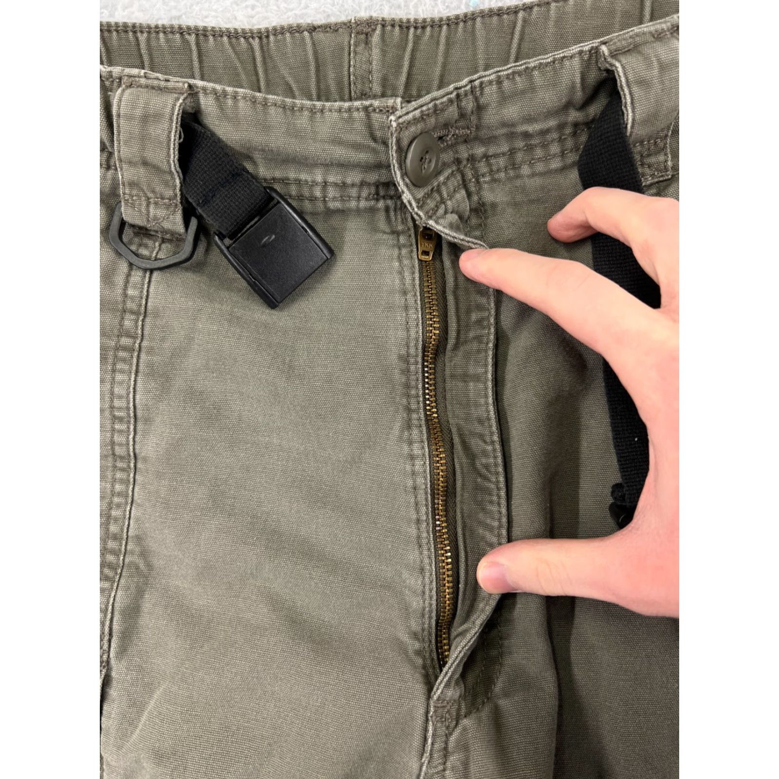Wrangler Wrangler Shorts Mens 40 Green Cargo Belted Duck Fabric Durable Hike Fish Camp Size US 40 / EU 56 - 7 Thumbnail