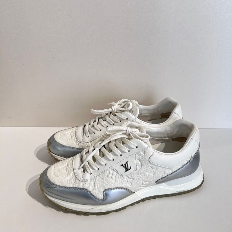 Louis Vuitton Run Away Low-Top Sneakers 0089