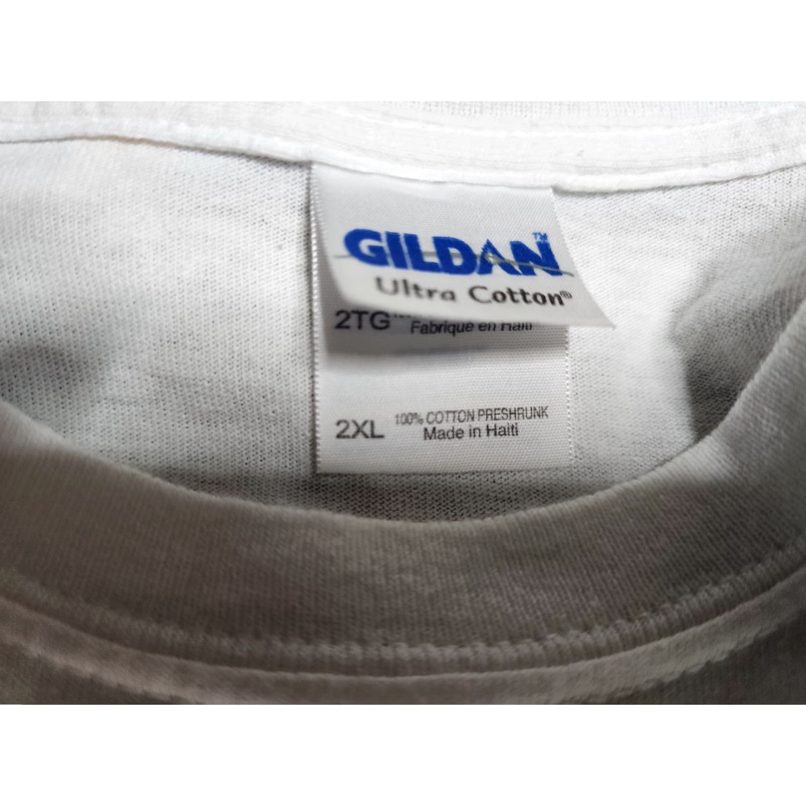 Gildan VINTAGE? No. The Pub Winter Haven FL St Patrick's Day 2010s T-Shirt - Gildan Cotton White 2XL - Short Sleeve Crew Neck - Double-Sided Mens Shirt Size US XXL / EU 58 / 5 - 4 Thumbnail