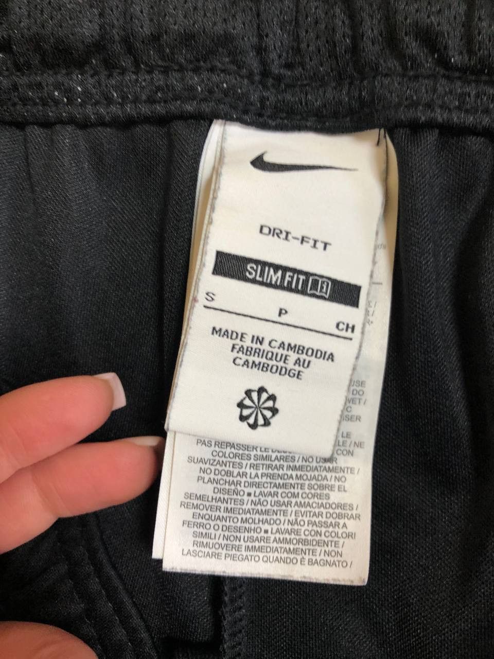 Nike Nike Mens Athletic Gym Shorts Size US 30 / EU 46 - 2 Thumbnail