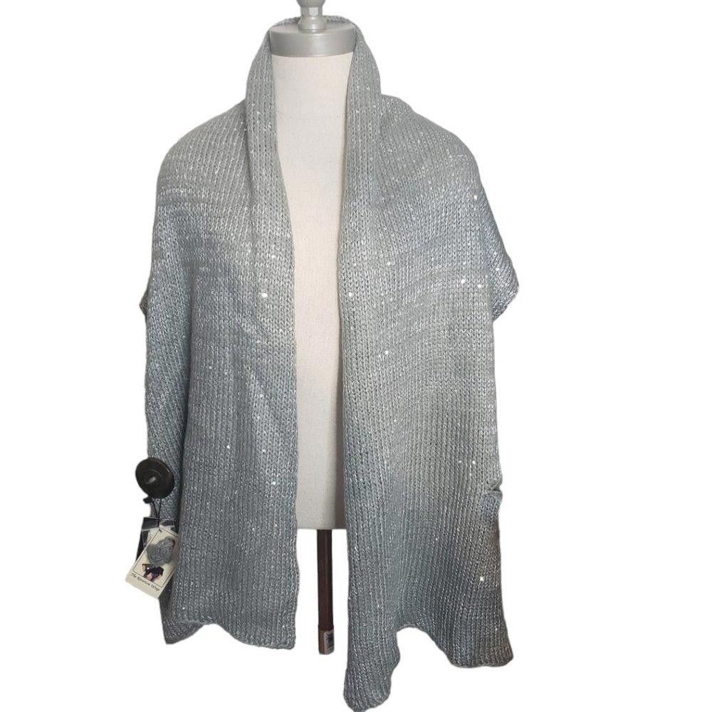 Designer CT824 Riverton Wrap NWT Gray with Silver Sequins Size ONE SIZE - 1 Thumbnail