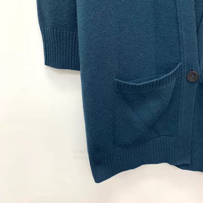 Hermes Hermes Navy cashmere V-neck single-button long-sleeve knit Size M / US 6-8 / IT 42-44 - 4 Thumbnail