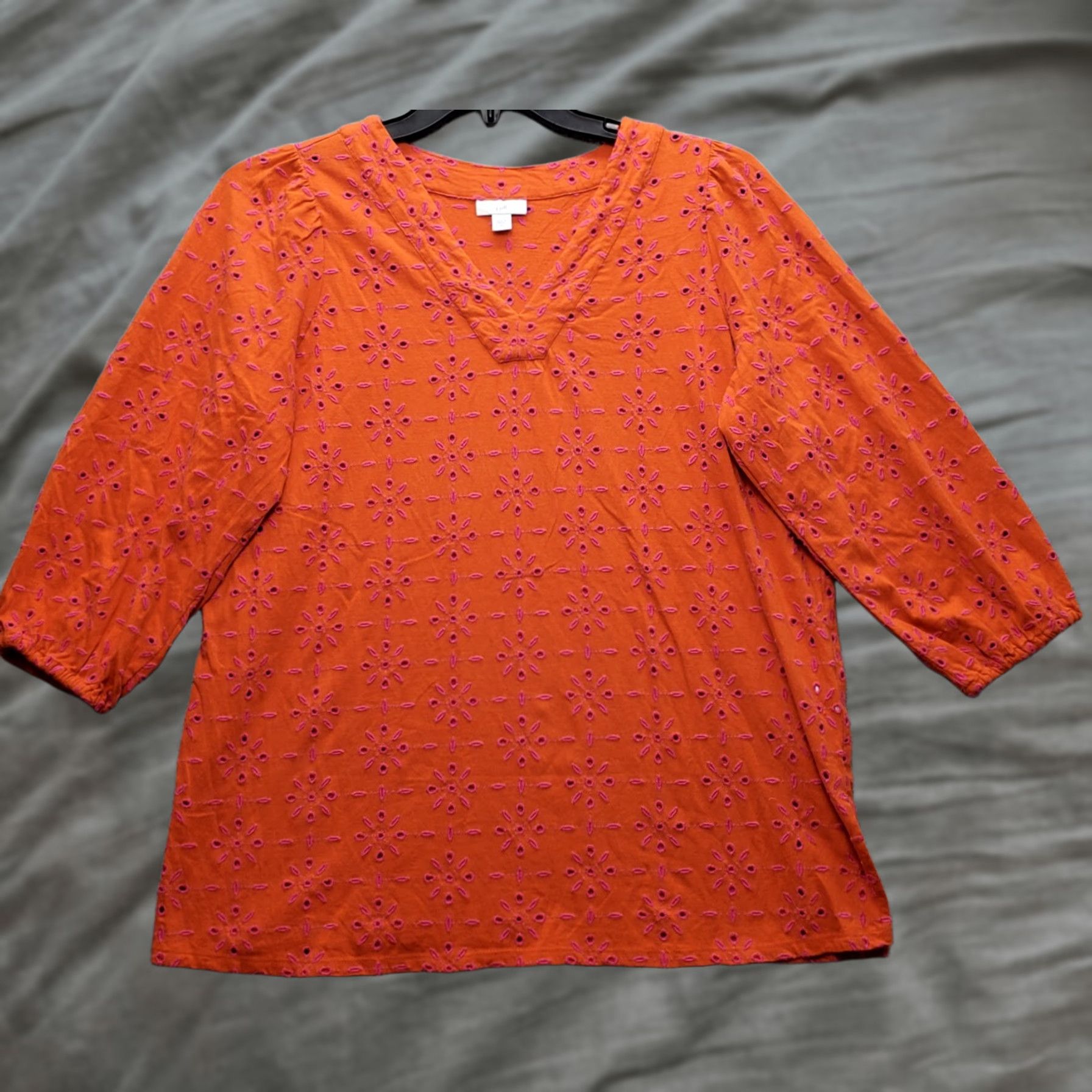 J. Jill J. Jill Tunic Top Womens Small Multi Embroidered Eyelet Balloon Sleeve V-Neck Shirt Womens Size S Multicolor Floral 3/4 Sleeve Light Cotton Blouse Size S / US 4 / IT 40 - 1 Thumbnail