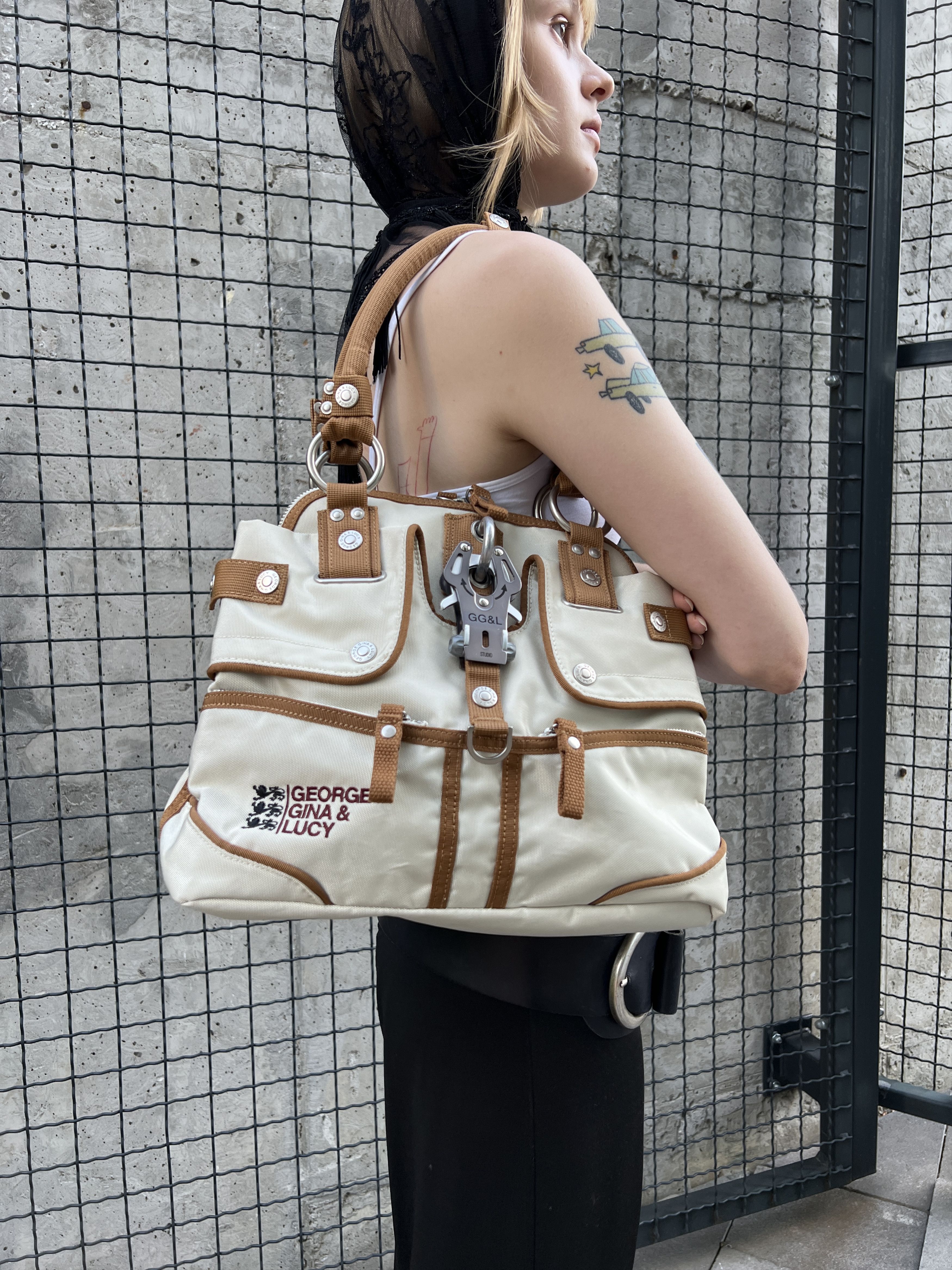 希少 E GINA & LUCY 2wayショルダーバッグ y2k George Gina & Lucy × Vintage George Gina & Lucy Vintage Y2K Big