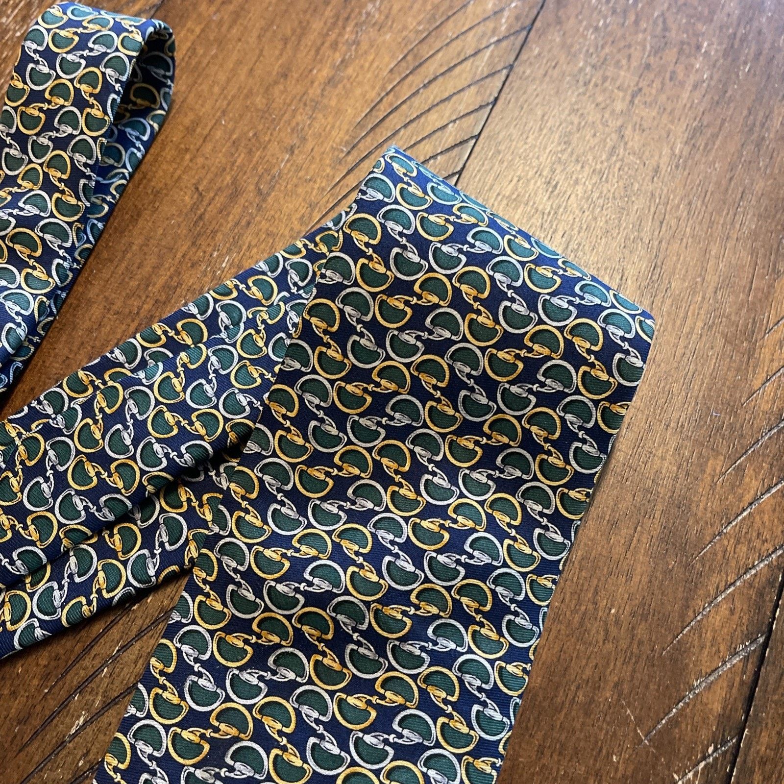 Brooks Brothers Brooks Brothers Makers Silk Tie Stirrup Pattern Men's Size ONE SIZE - 3 Thumbnail