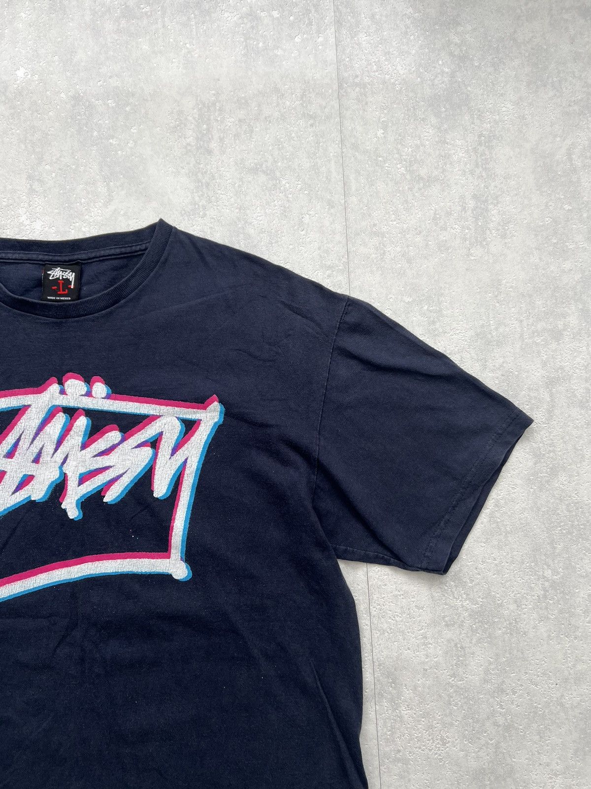 Stussy 00’s STUSSY THE MACHINE KOSTAS SEREMETIS RARE NEON LOGO TEE Size US L / EU 52-54 / 3 - 2 Thumbnail