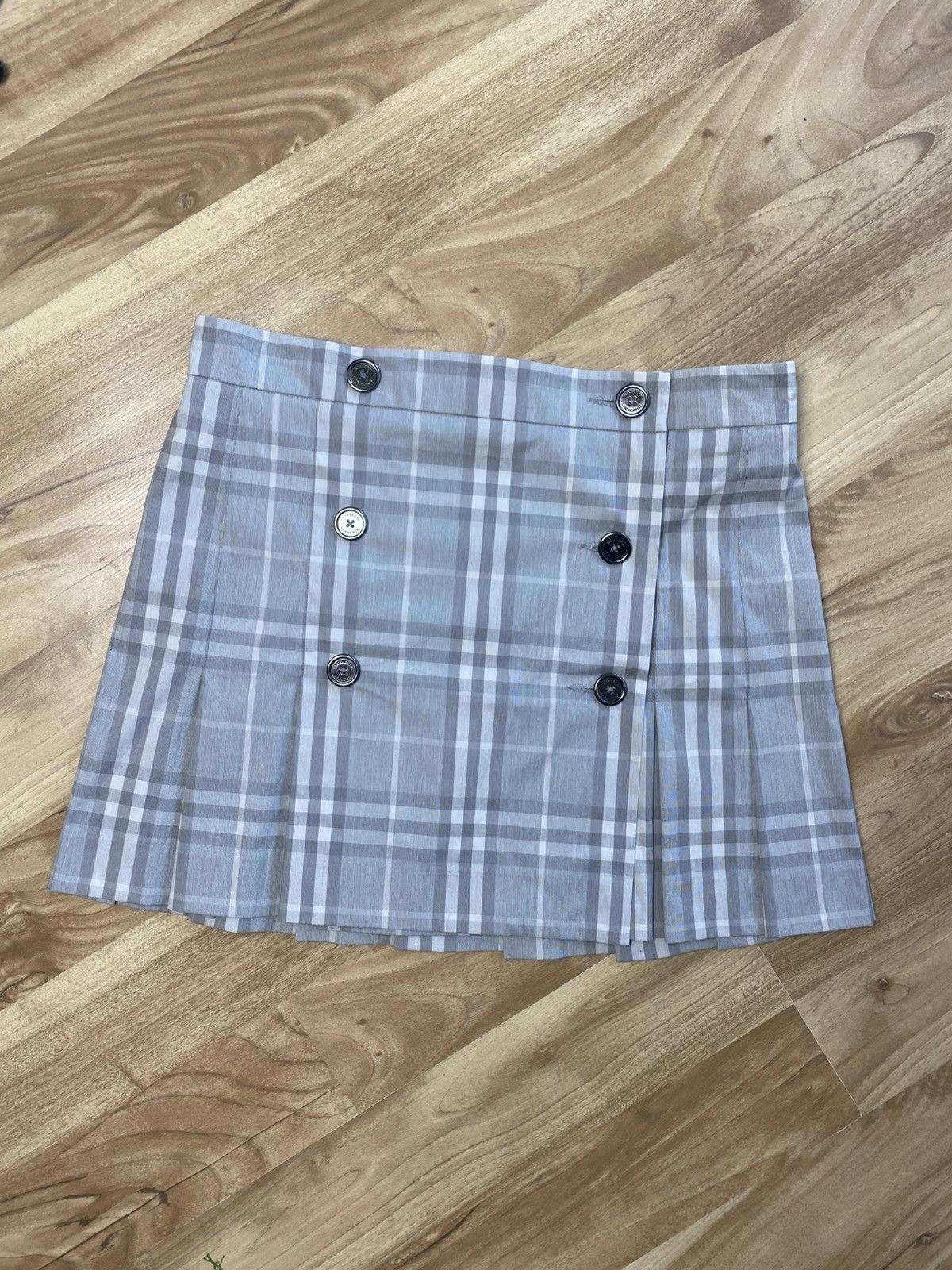 Burberry Rare Burberry Brit Plaid Skirts Luxury style y2k Size 28" / US 6 / IT 42 - 1 Thumbnail