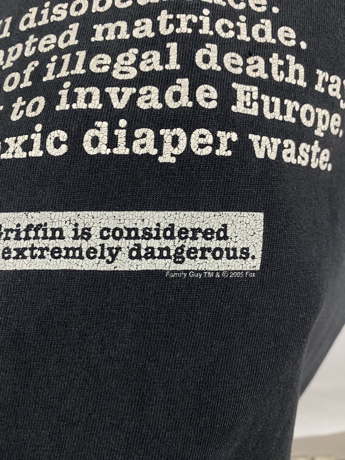 Cartoon Network 🇺🇸 Vintage Y2K Family Guy Most Wanted Griffin Fox TV Show Tee Size US M / EU 48-50 / 2 - 6 Thumbnail