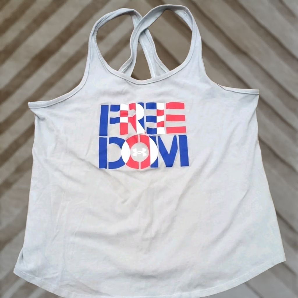Under Armour Under Armour Women's Tank Top L Sleeveless Gray Patriotic Freedom USA Tank Top Ladies Regular Cotton/Polyester Shirt Size L / US 10 / IT 46 - 1 Thumbnail