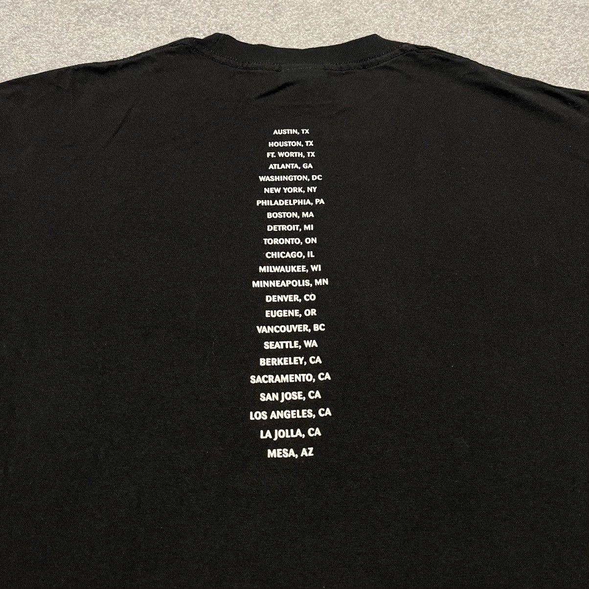 Band Tees Vintage 2000s Primus Self Titled Oval Tour Graphic Band Tee Size US M / EU 48-50 / 2 - 4 Thumbnail