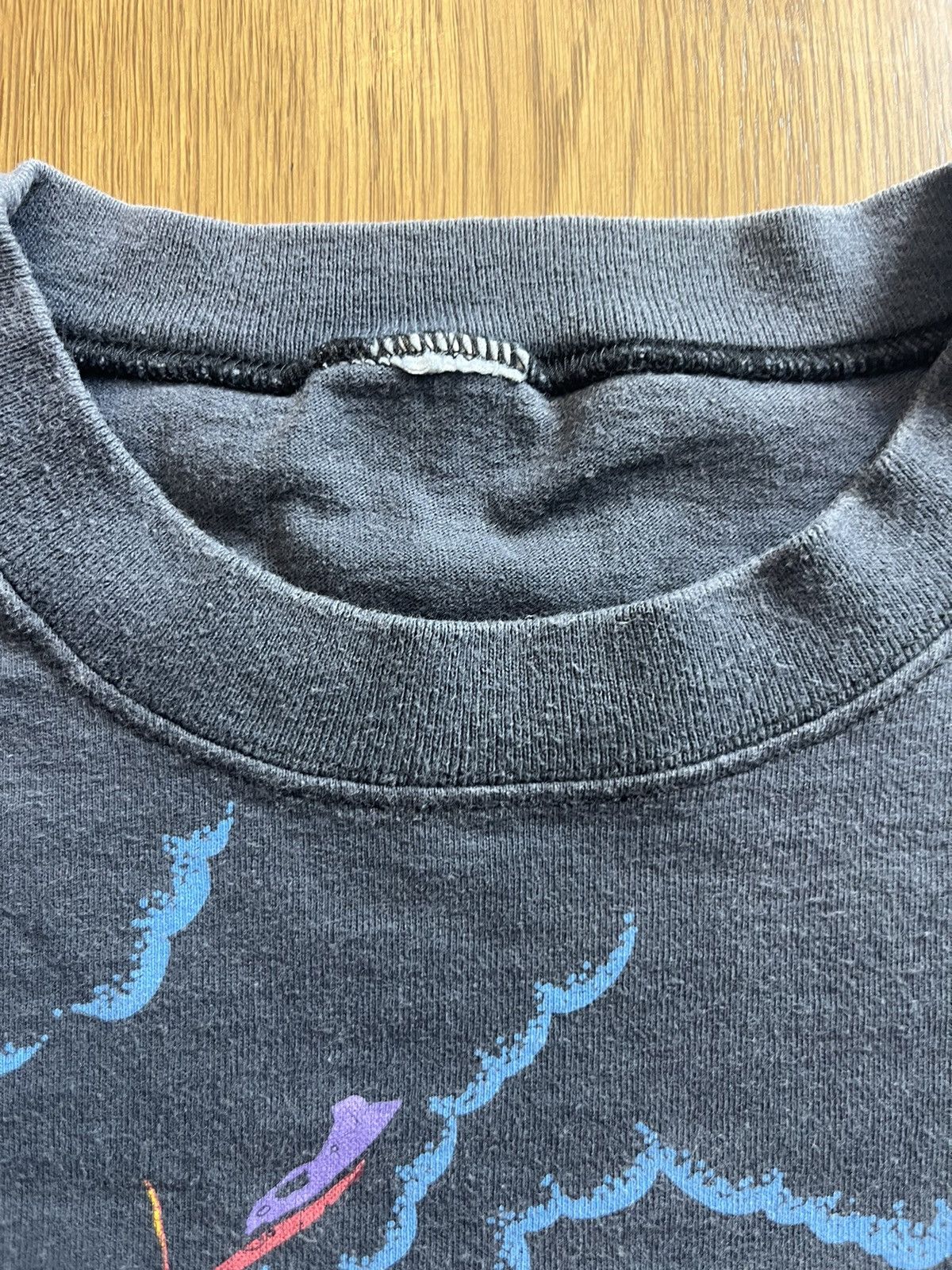 Liquid Blue Vtg Disney Jabberwocky Villains Alice in Wonderland 90’s tee Size US XL / EU 56 / 4 - 5 Thumbnail