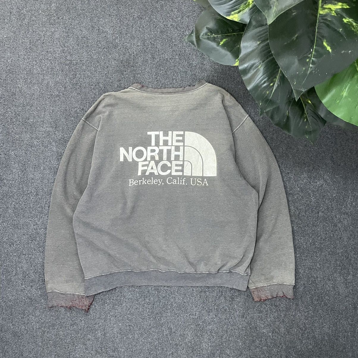 The North Face × Vintage 1990s The North Face Backhit Logo Sunfaded Crewneck Size US L / EU 52-54 / 3 - 1 Thumbnail