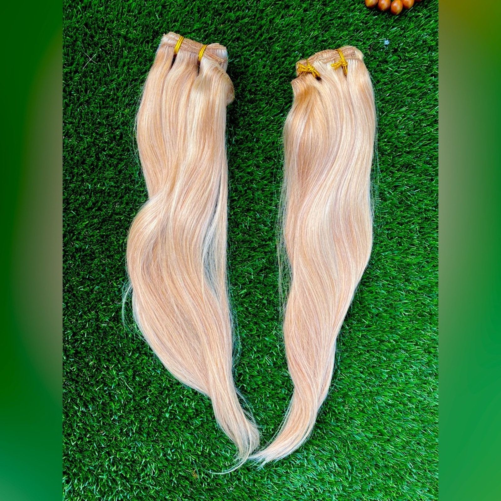 Jessica Simpson ISENBERG REMY PROFESSIONAL SALON HUMAN HAIR WEFT CLIP IN 6 P Size ONE SIZE - 2 Thumbnail