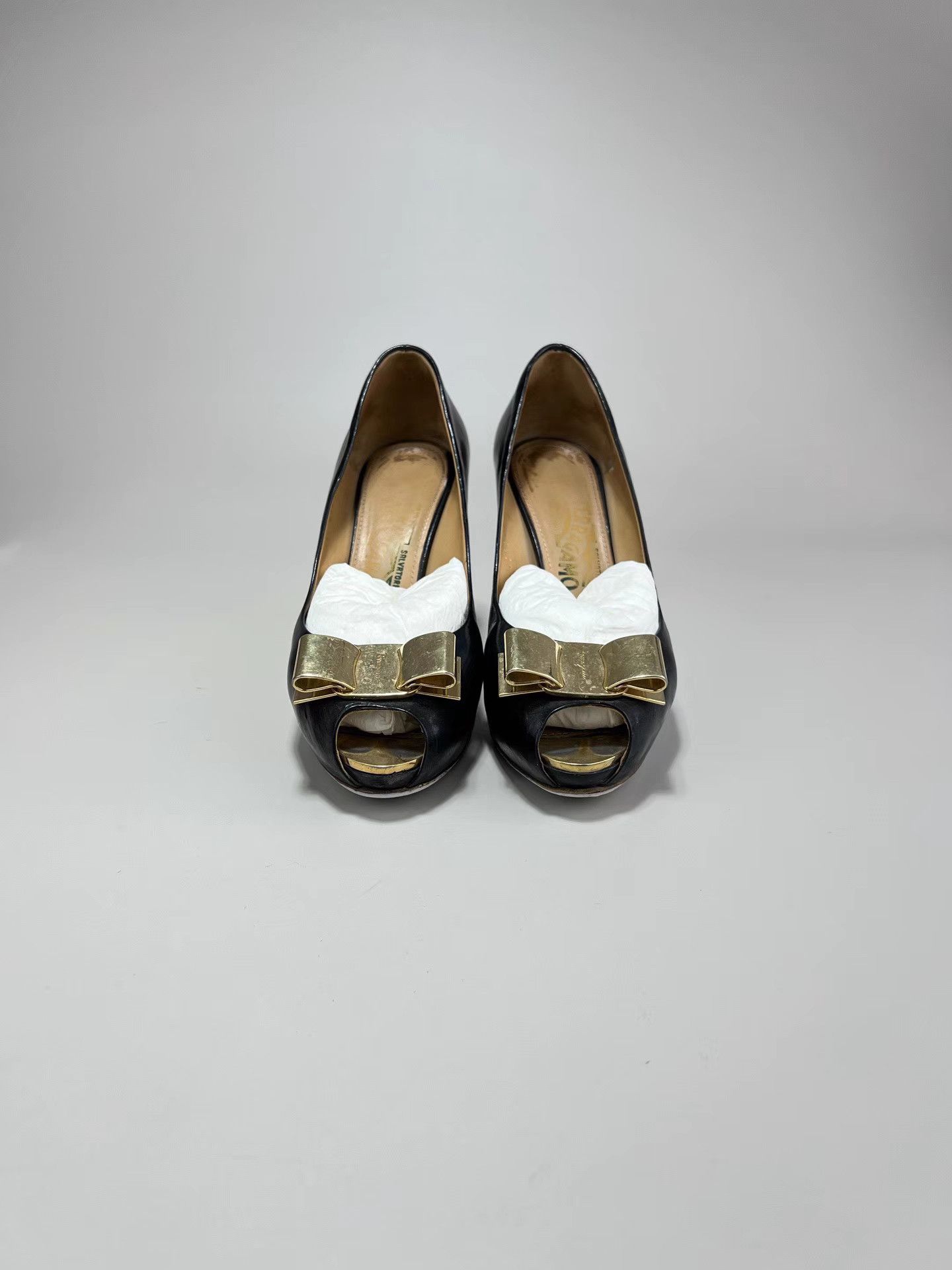 Salvatore Ferragamo FERRAGAMO Metal Bow Peep-Toe Heels Size US 6.5 / IT 36.5 - 2 Thumbnail