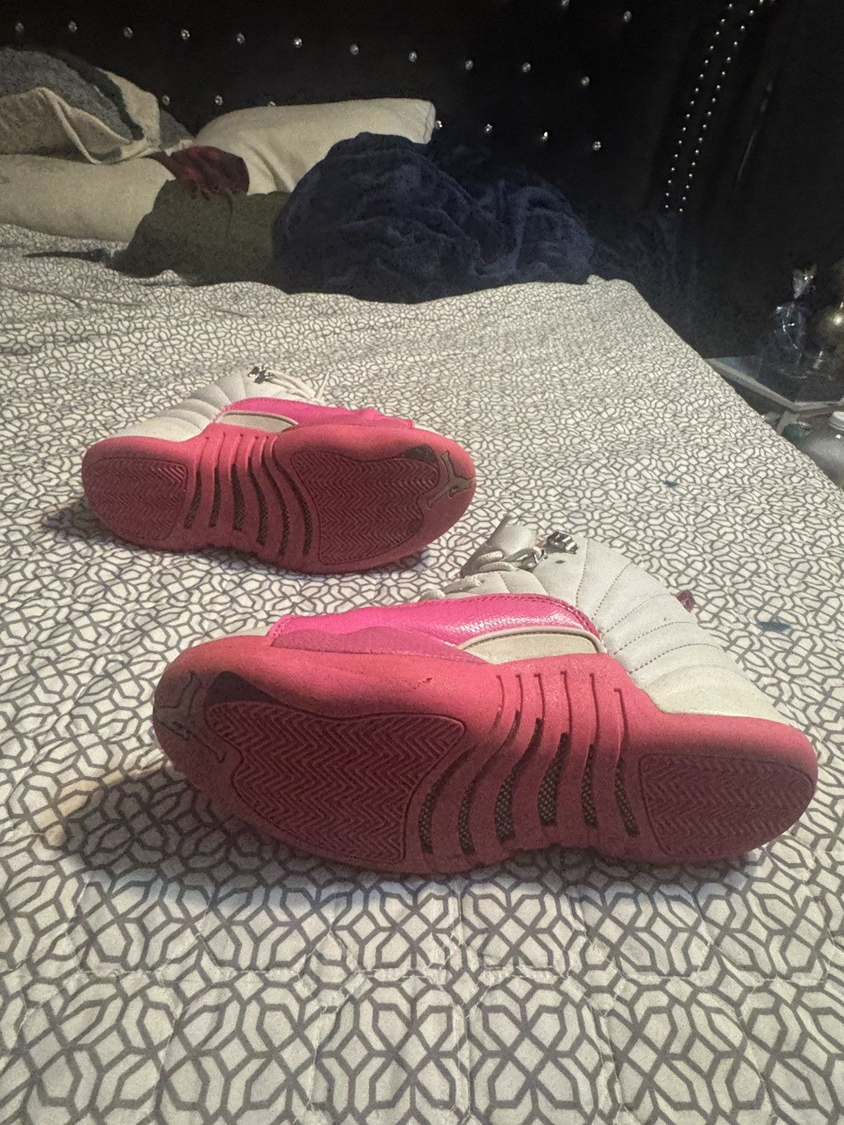 Nike Jordan 12 Retro “Valentine’s Day” - Size 5.5Y Size US 5.5 / IT 35.5 - 7 Thumbnail