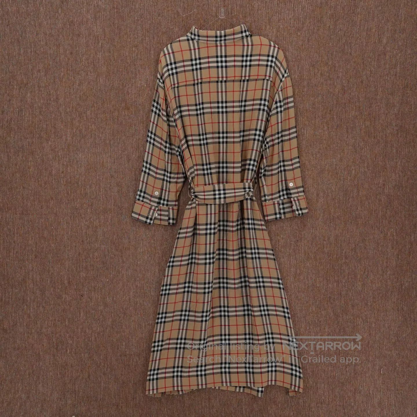 Burberry Burberry Classic Check Shirt Dress. Size M / US 6-8 / IT 42-44 - 2 Thumbnail