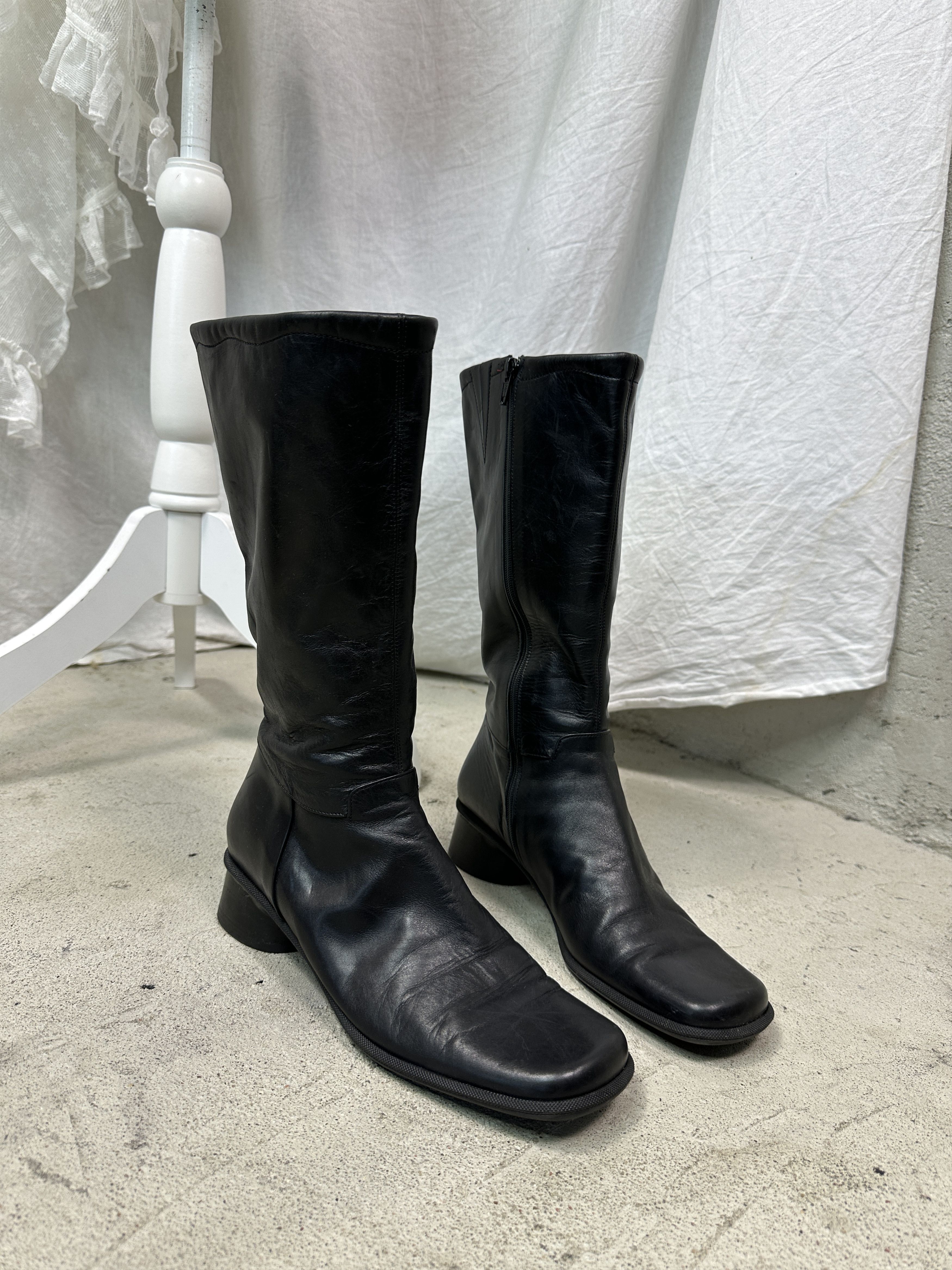 Vintage Vintage Avant Garde Leather Biker Pointy Boots Y2K Size US 8 / IT 38 - 1 Thumbnail