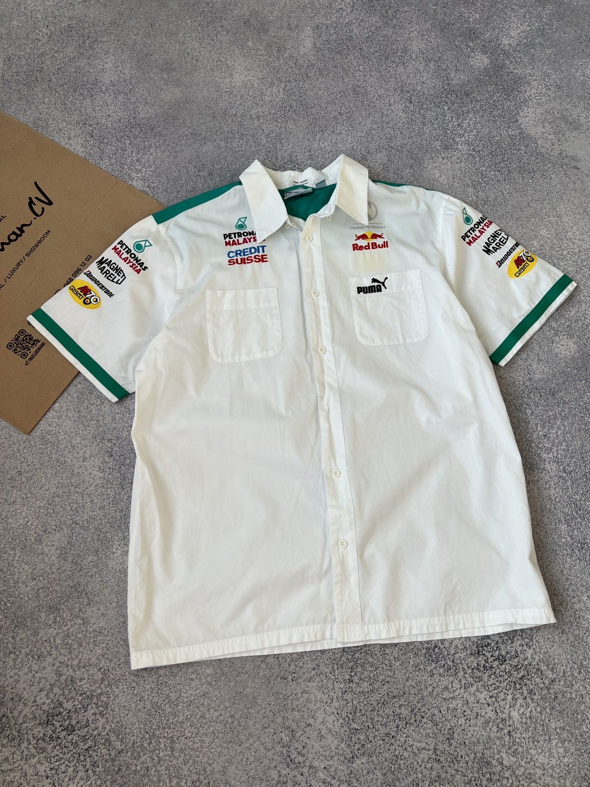 Vintage Vintage 90s Petronas Shorts Sleeve Racing Button up Size US L / EU 52-54 / 3 - 3 Thumbnail