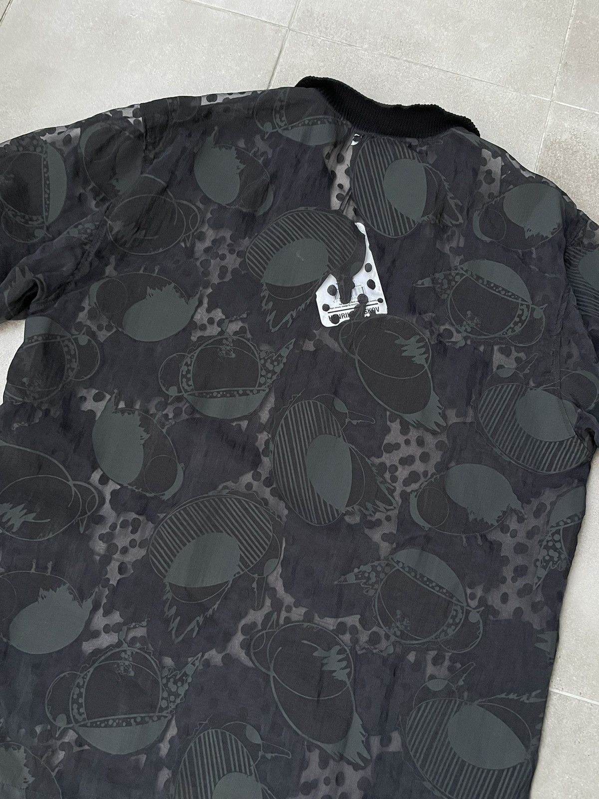 Henrik Vibskov !DS! SS23 Henrik Vibskov The BIG Polo Black Polo Tee Size US M / EU 48-50 / 2 - 20 Thumbnail