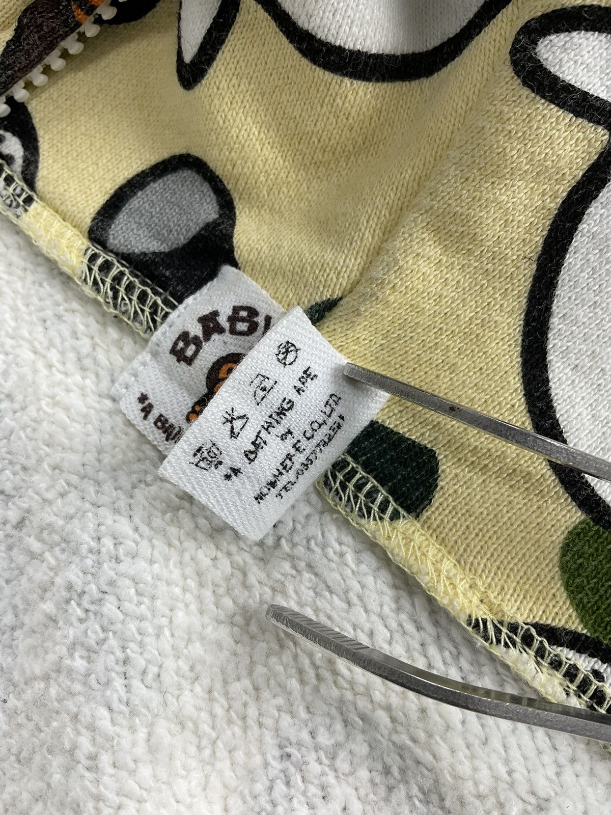 Bape × Kaws Bape x Kaws Animal Kingdom Full Zip Hoodie Size US M / EU 48-50 / 2 - 13 Thumbnail