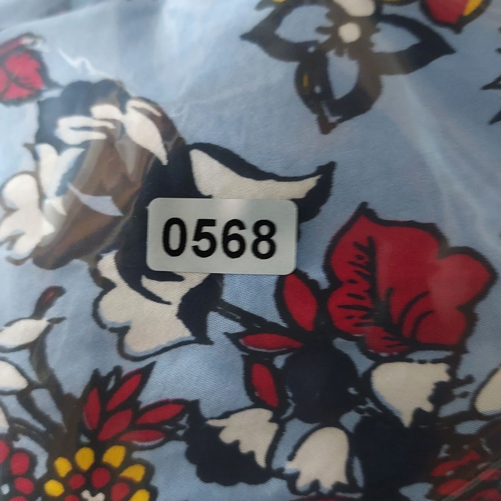 Vintage Calvin Klein Jeans Floral Shirt Men XL Blue Red Short Sleeve Button Up Viscose Size US XL / EU 56 / 4 - 8 Thumbnail