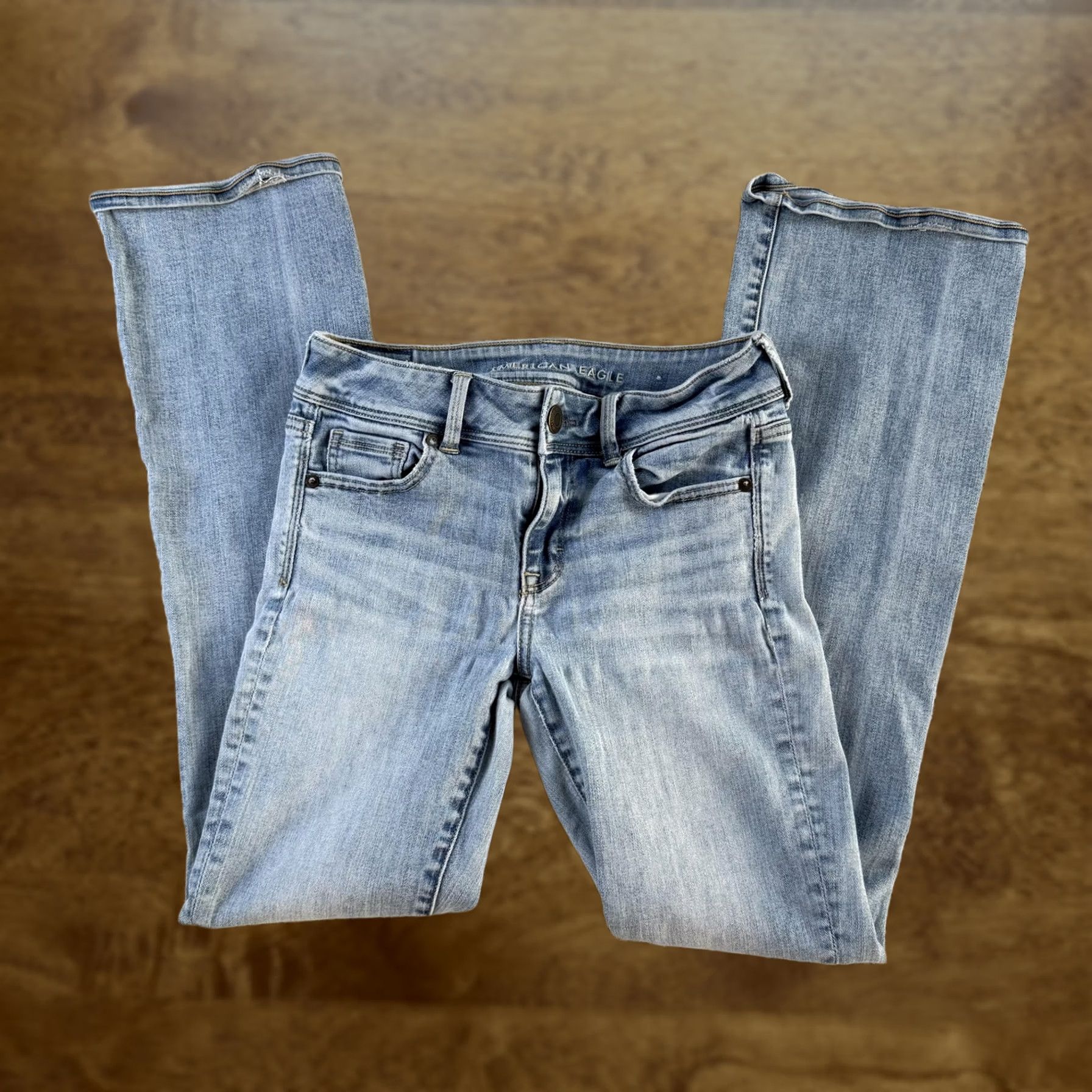 American Eagle Outfitters American Eagle Outfitters Jeans Womens 4 Bootcut Light Wash Blue Stretch Denim 5-Pocket Design Size 27" / US 4 / IT 40 - 1 Thumbnail