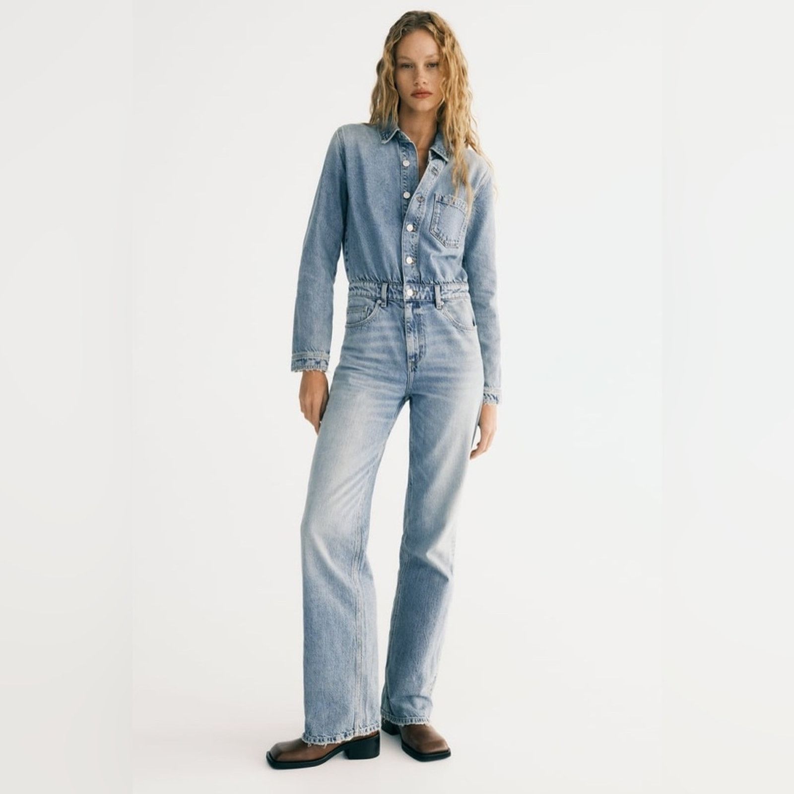 Zara ZARA BLOGGER FAVORITE TRF LONG DENIM JUMPSUIT Size 28" / US 6 / IT 42 - 6 Thumbnail