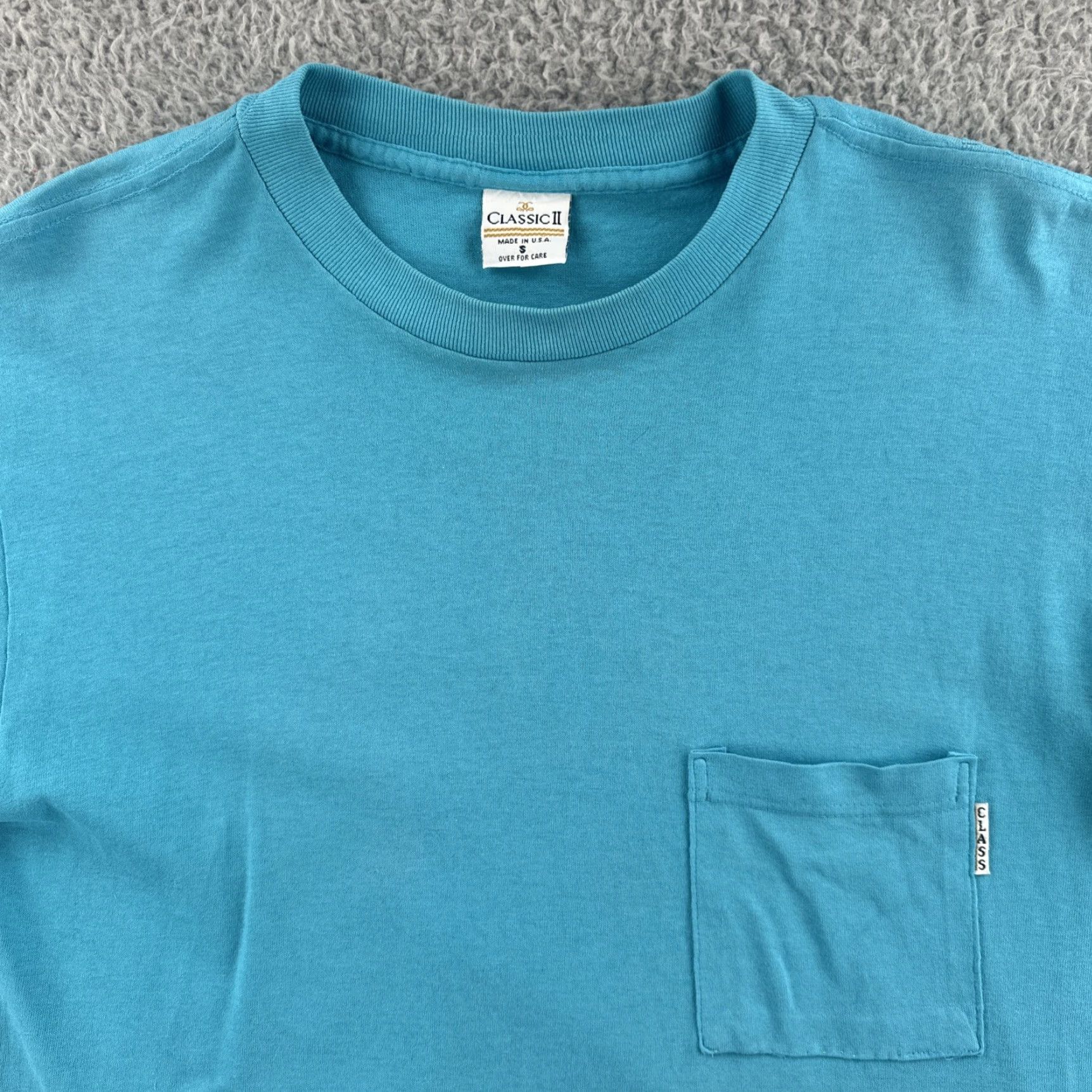 Vintage VINTAGE Classics II T-Shirt Pocket Blue 90s Crew Neck Short Sleeve Men's Small United States Made in USA 90s Men's Small Pocket T-Shirt Size US S / EU 44-46 / 1 - 5 Thumbnail