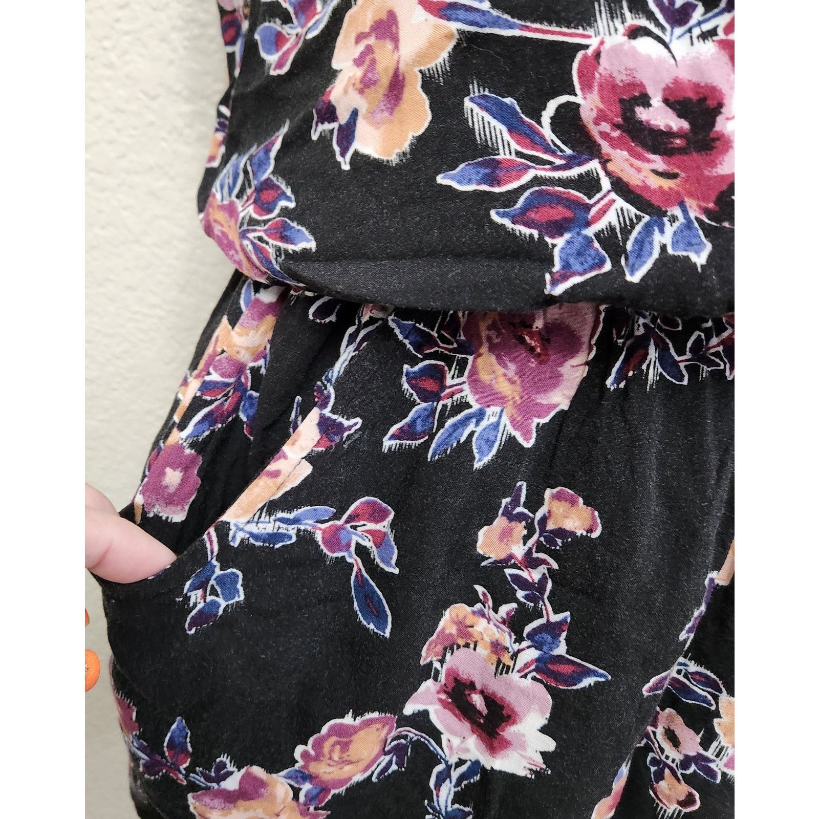 Other Pink Rose Black Pink Floral Spaghetti Straps Romper Small Size 34" / US 12 / IT 48 - 3 Thumbnail