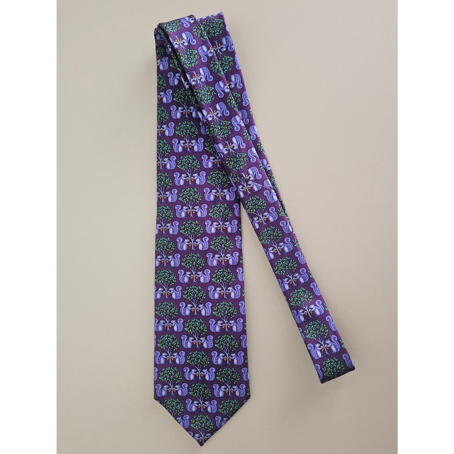 Brooks Brothers EUC Brooks Brothers MAKERS Silk Squirrels Necktie Tie Size ONE SIZE - 3 Thumbnail