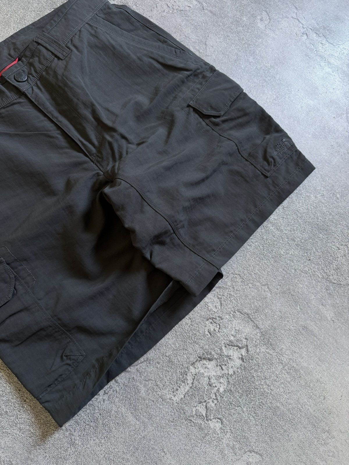 The North Face The North Face TNF 32size outdoor cargo shorts 🩳 gorpcore Size US 32 / EU 48 - 3 Thumbnail