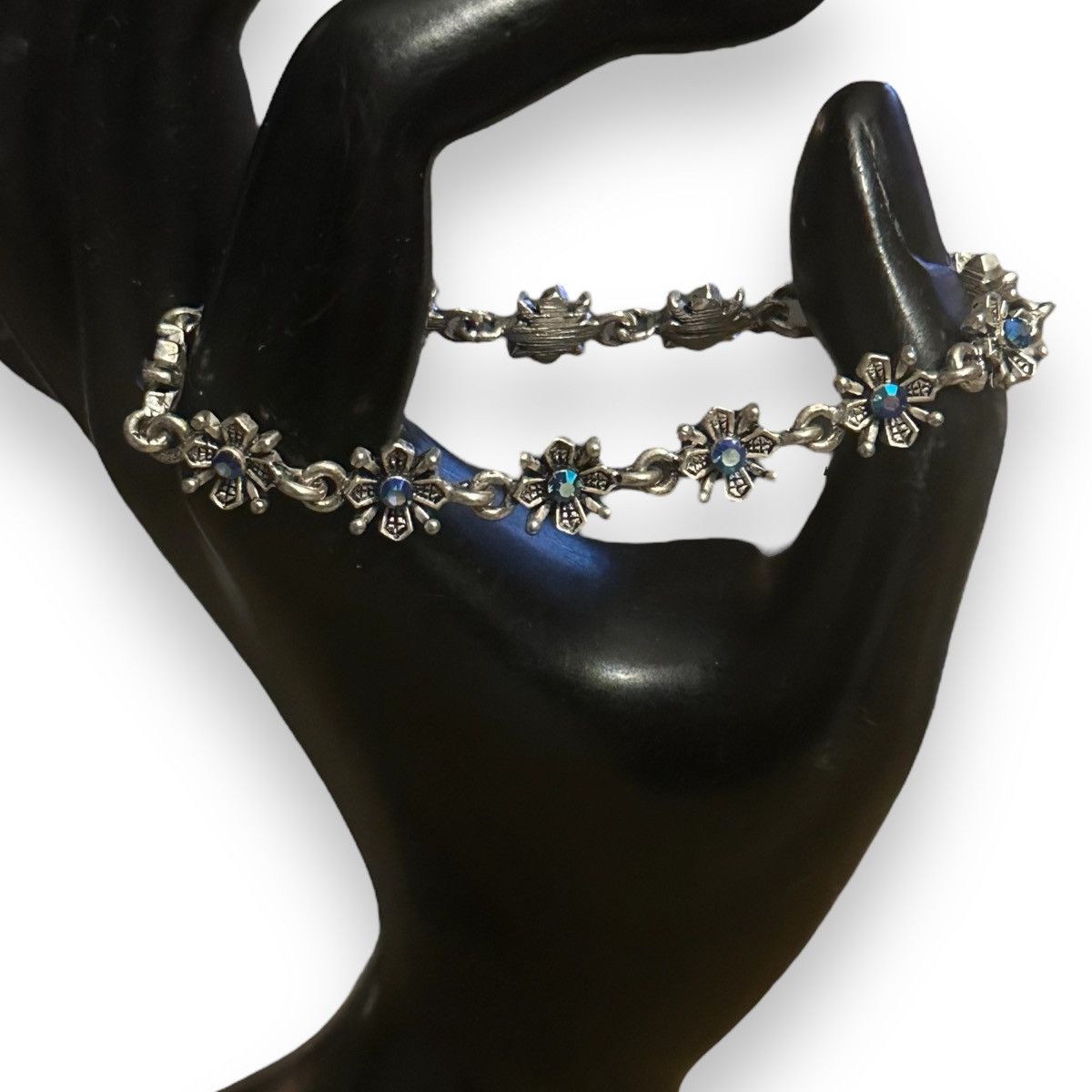 Other Christina Collections rhinestone flower link bracelet Size ONE SIZE - 3 Thumbnail