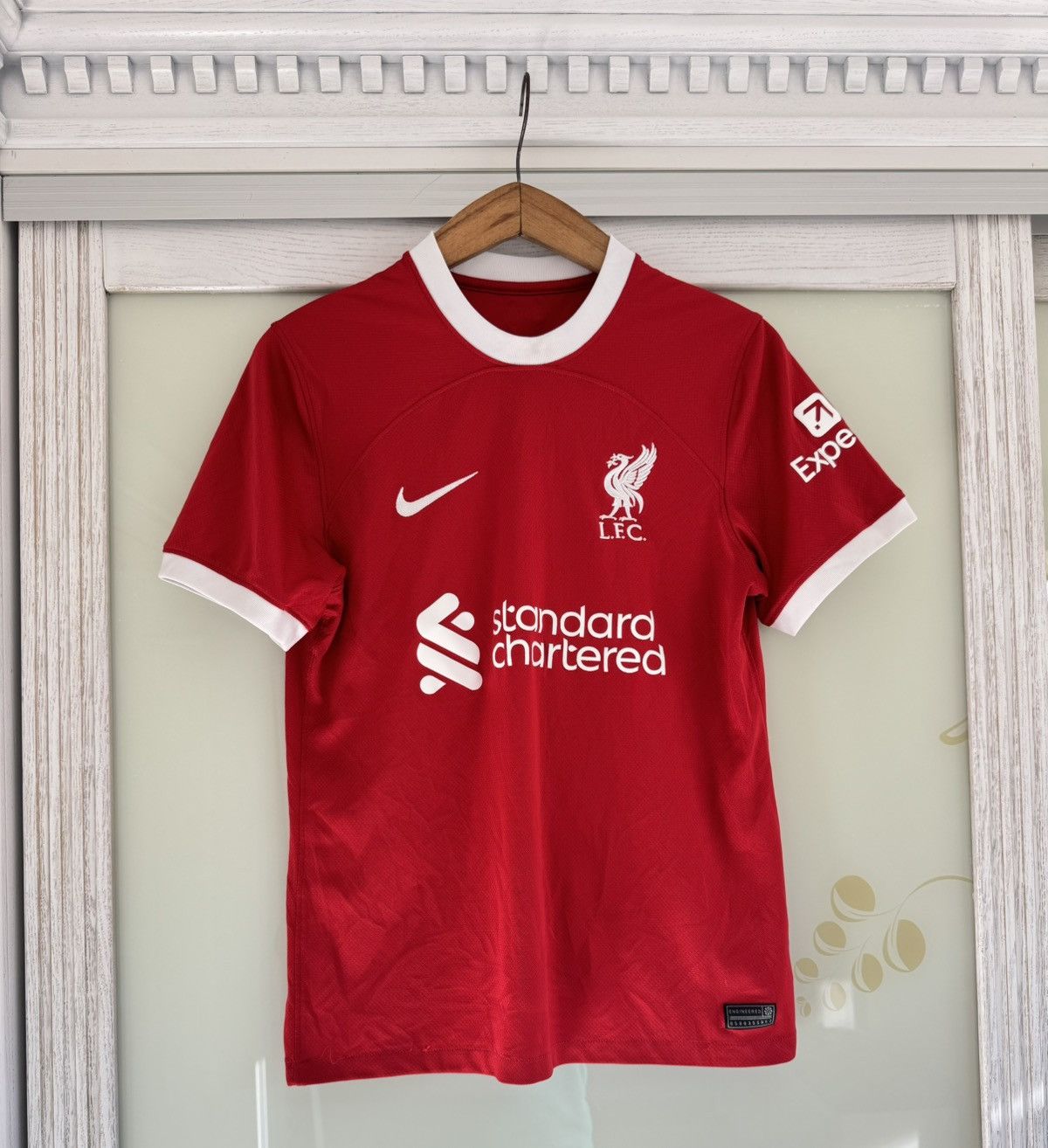 Nike Liverpool 2023-2024 Home Soccer Jersey Football Shirt Kit Size US S / EU 44-46 / 1 - 1 Thumbnail