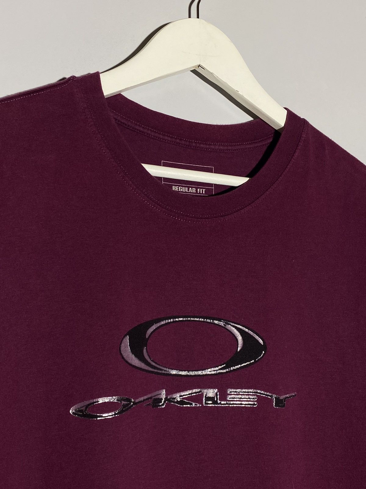 Oakley 🔥 Y2K OAKLEY LOGO TEE RAVE TECH FUTURISTIC VIBES Size US XL / EU 56 / 4 - 3 Thumbnail