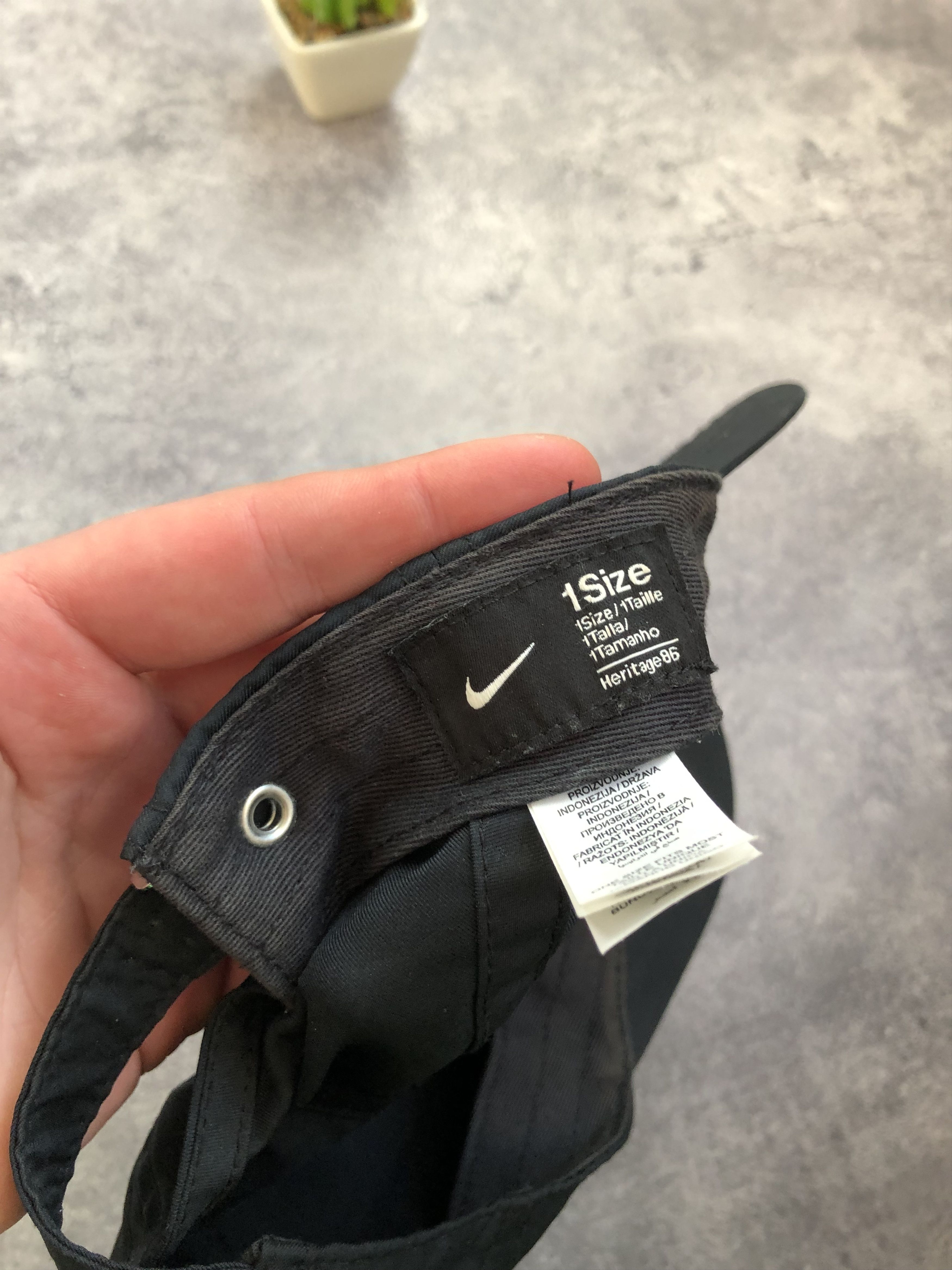 Nike NIKE Hype Metal Logo Streetwear Black Minimalistic Cap Black Size ONE SIZE - 10 Thumbnail