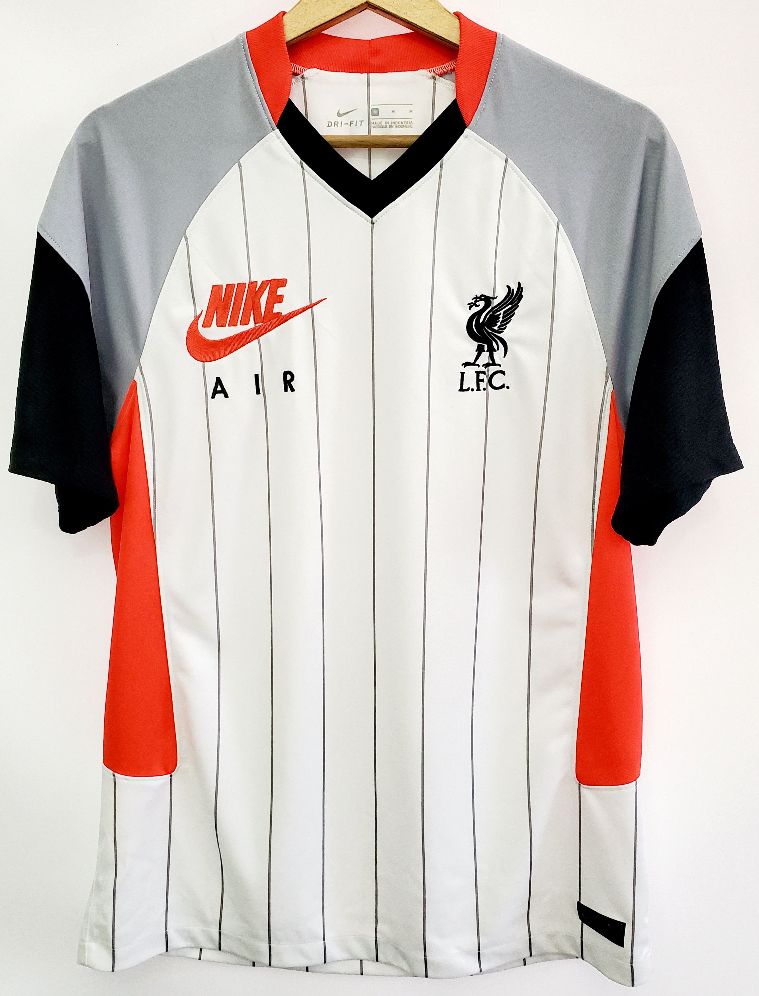 Nike Nike Liverpool FC Stadium Air Max White Jersey Size M | Grailed