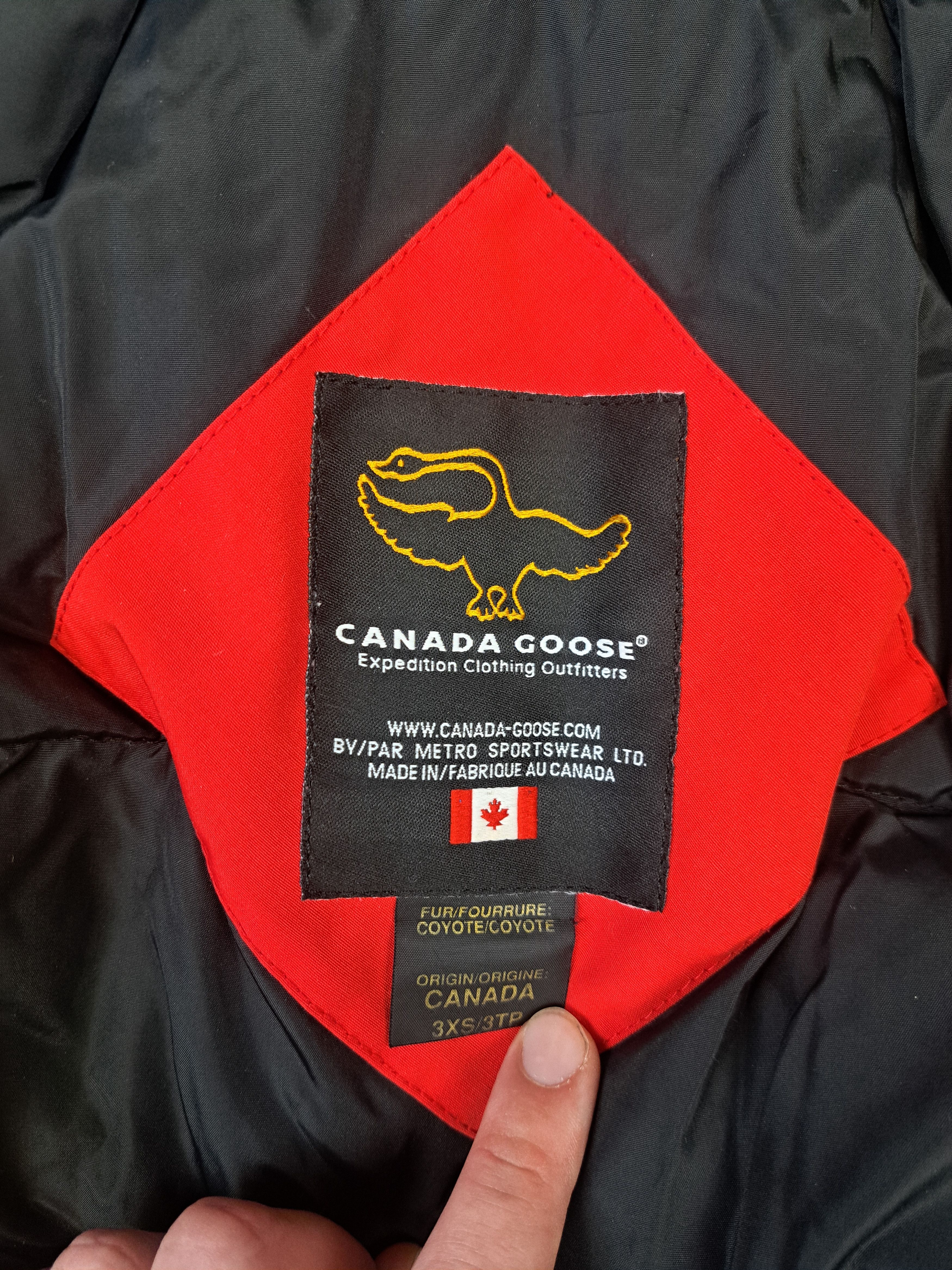 Canada Goose Canada Goose Chilliwack Fur Bomber Jacket Size 3XS RRP $1295 Size US XXS / EU 40 - 7 Thumbnail