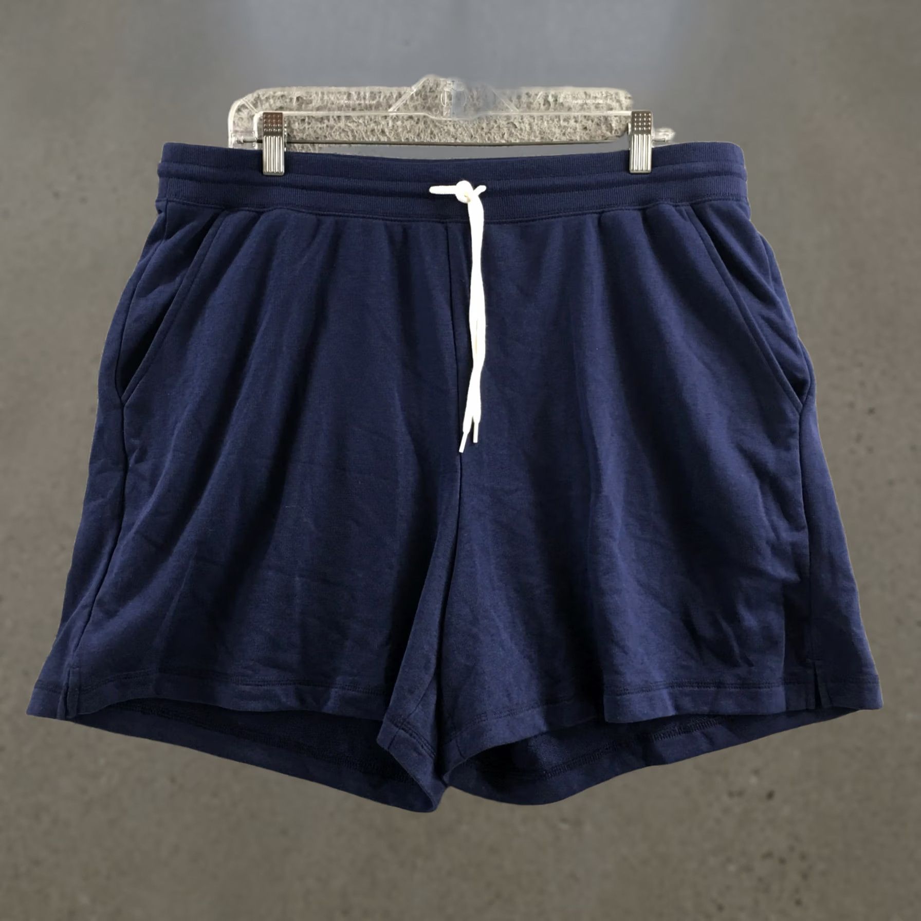 Old Navy Old Navy Sweat Short Mens XL Blue Hi-Rise Drawstring Pocket NEW Size US 36 / EU 52 - 1 Thumbnail