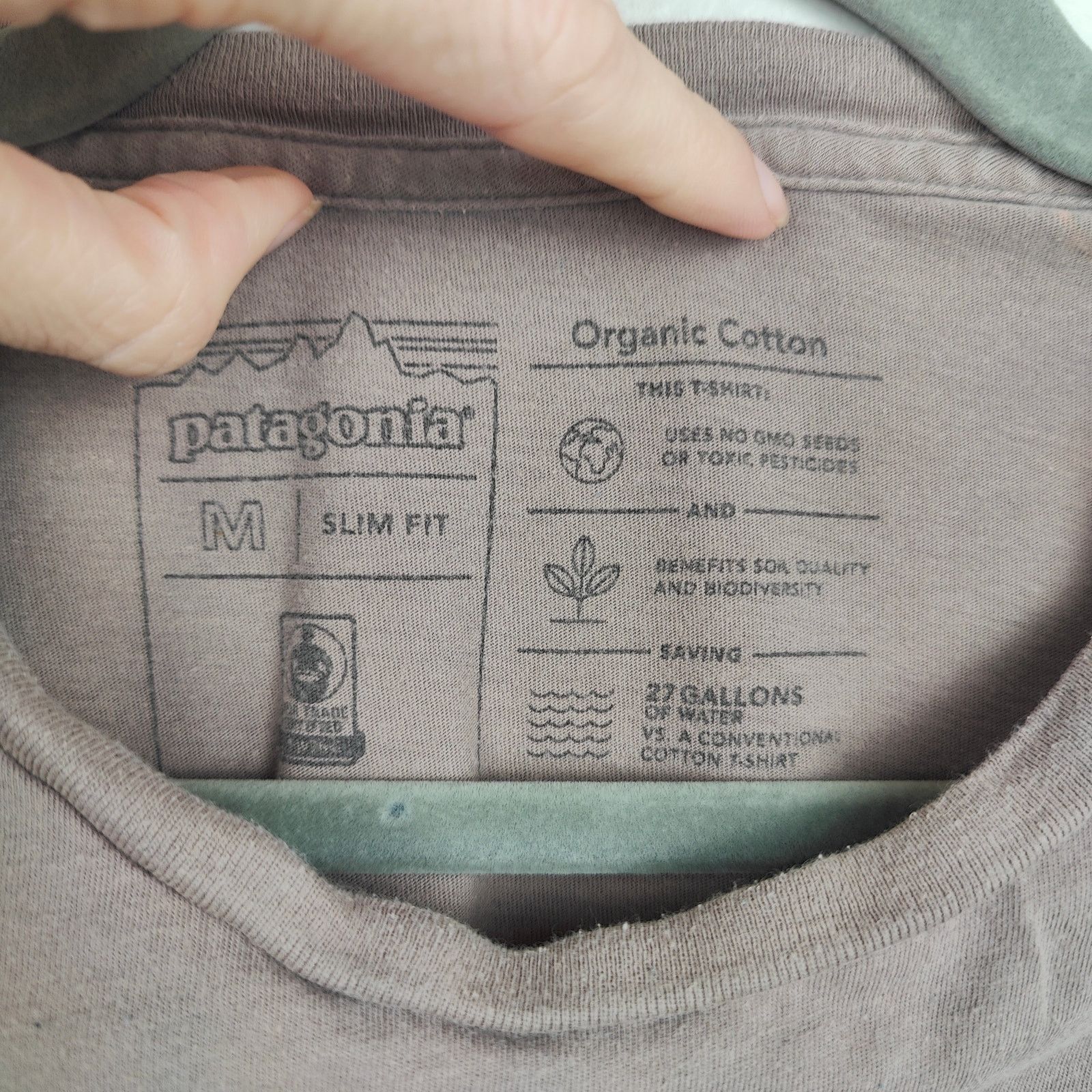 Patagonia Patagonia Graphic T-Shirt Mens Medium Taupe Swirling Stripes Size US M / EU 48-50 / 2 - 5 Thumbnail