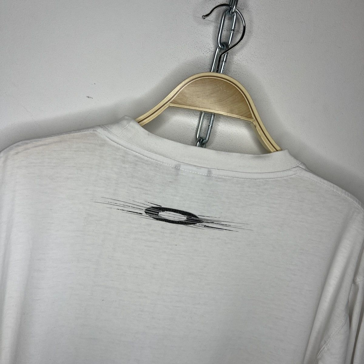 Oakley ☠️ OAKLEY 00s Big Central Logo Vintage T Shirt Software Size US XL / EU 56 / 4 - 9 Thumbnail