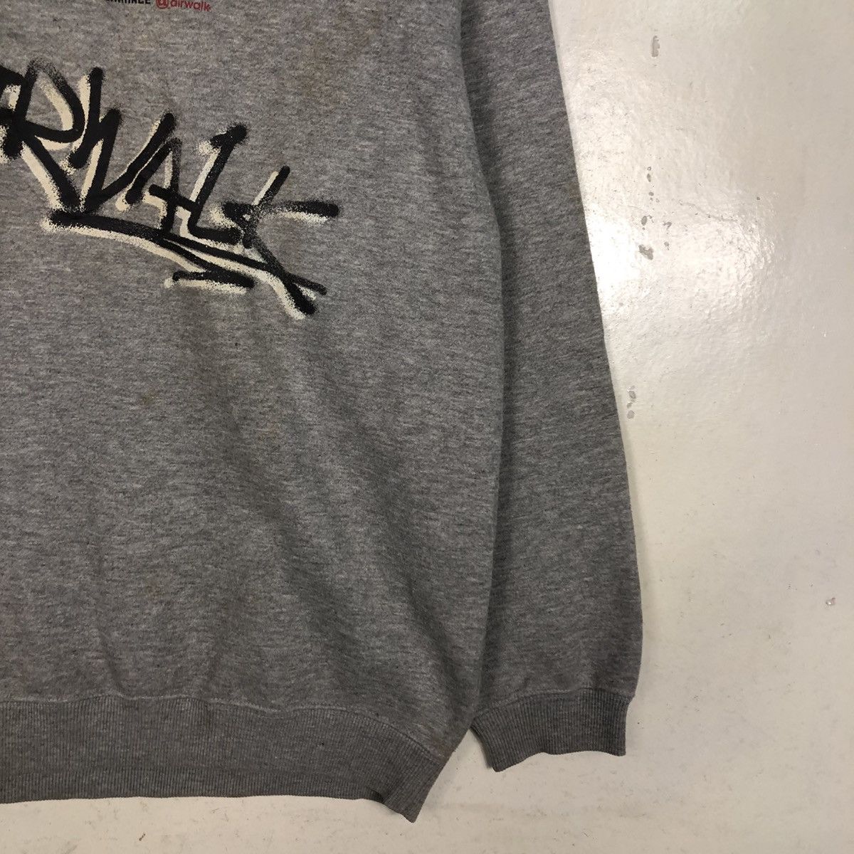 Japanese Brand 📌Vintage Sweatshirt Crewneck Airwalk Spell Out Big Logo Size US M / EU 48-50 / 2 - 7 Thumbnail