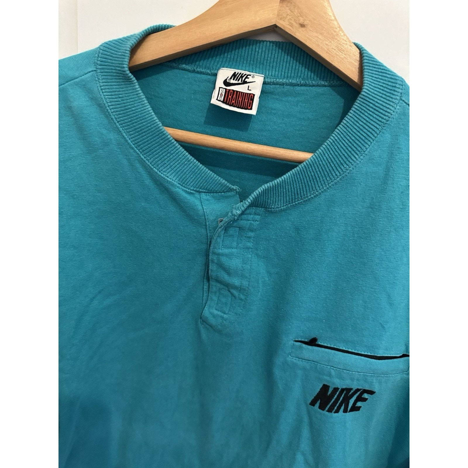 Nike Nike Air Cross Training Shirt Size M Retro Vintage Nike Size US M / EU 48-50 / 2 - 5 Thumbnail