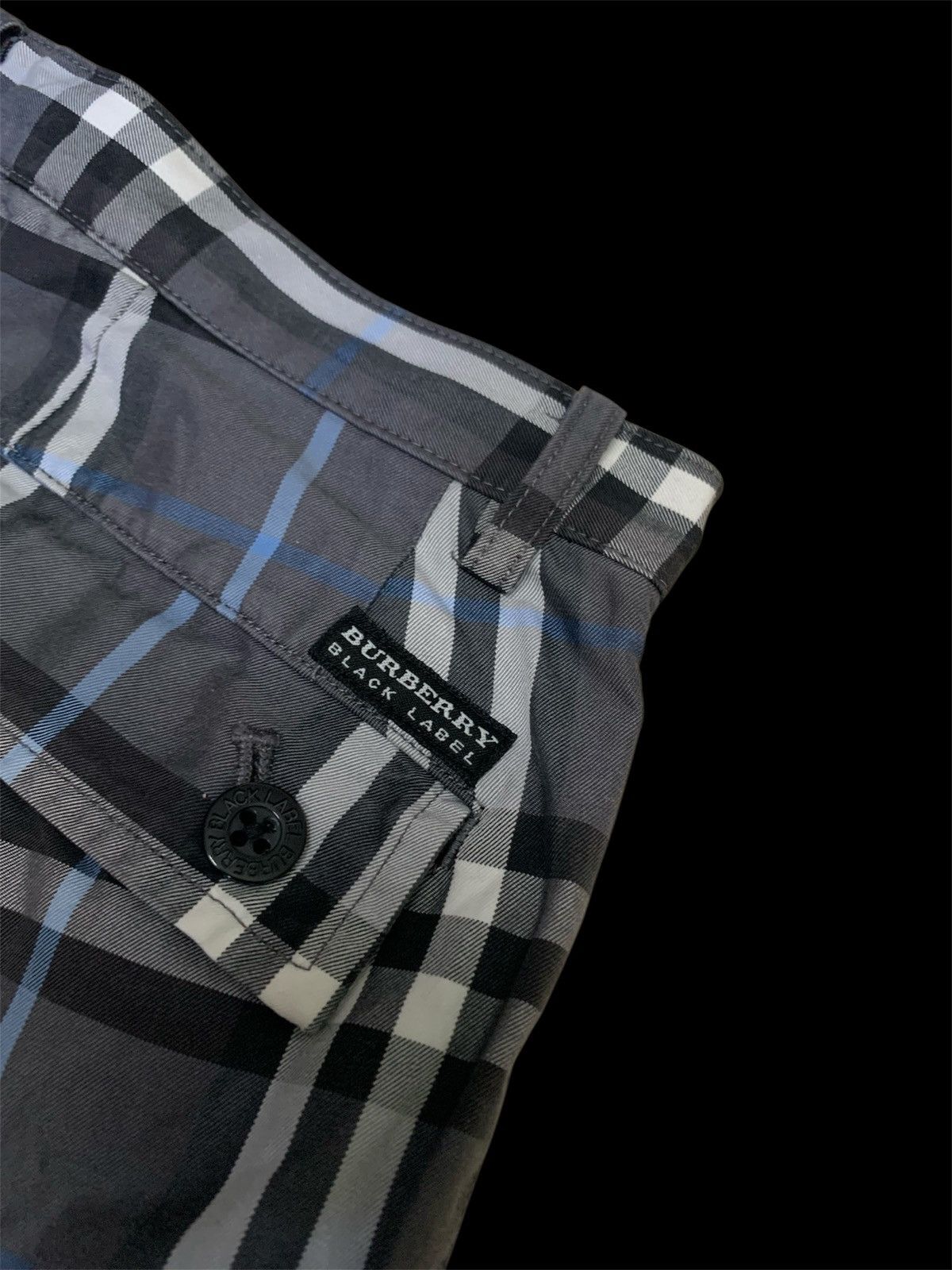Burberry Burberry black label Nova Checked cargo shorts pants Size US 29 - 4 Thumbnail