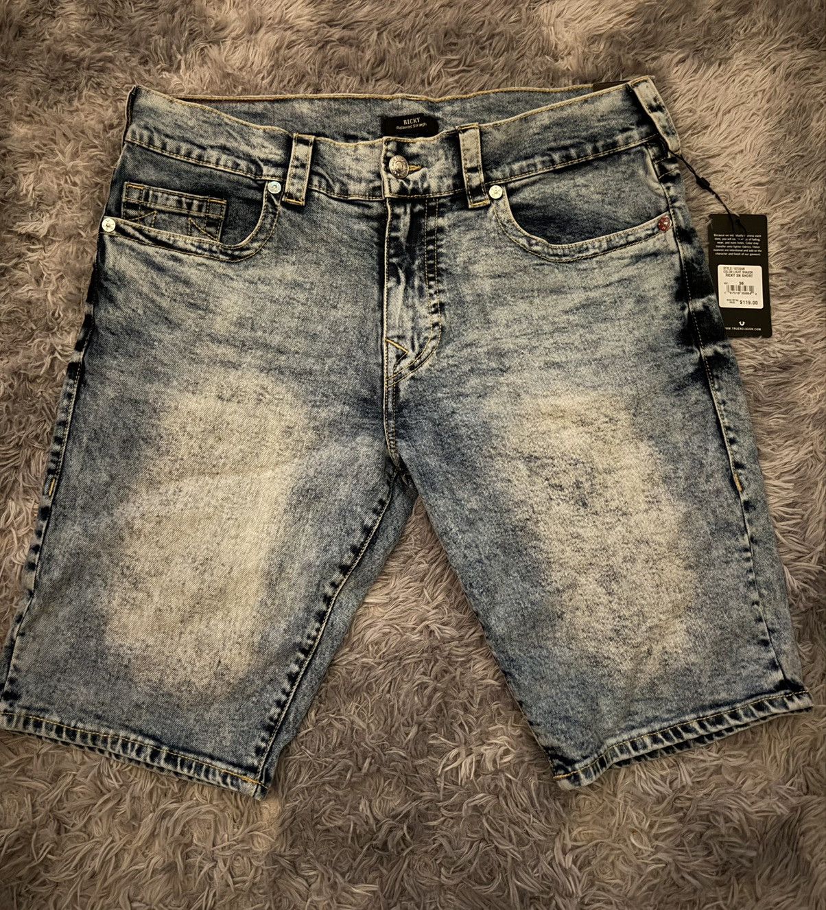 True Religion True Religion Distressed Blue Denim Shorts Deadstock Size 36 Size US 36 / EU 52 - 2 Thumbnail
