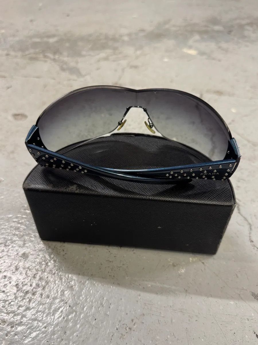 Prada 2000s Prada Blue Studded Sunglasses Size ONE SIZE - 5 Thumbnail